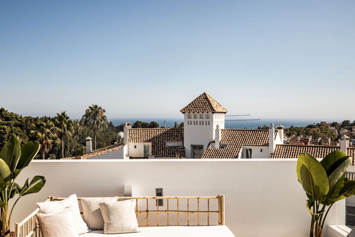 6 sypialnia Willa na sprzedaż w Golden Mile z basenem garażem - 3 950 000 € (Ref: 9807177)