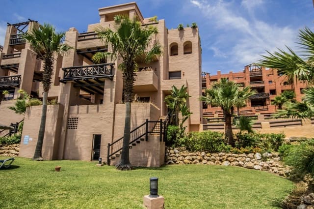 3 sypialnia Apartament na sprzedaż w La Duquesa / Puerto de la Duquesa, Manilva z basenem garażem - 349 000 € (Ref: 9816417)