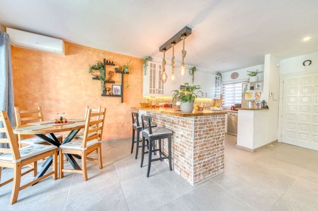 3 soverom Hus til salgs i Cerro del Aguila, Mijas med svømmebasseng garasje - € 475 000 (Ref: 9832909)