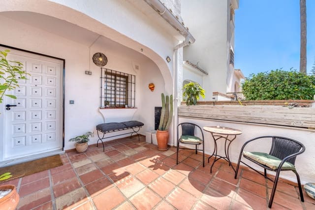 3 soverom Hus til salgs i Cerro del Aguila, Mijas med svømmebasseng garasje - € 475 000 (Ref: 9832909)