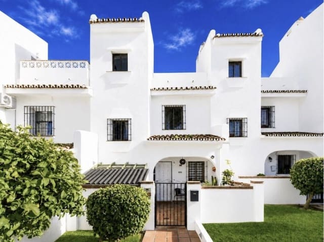 3 slaapkamer Huis te koop in Cerro del Aguila, Mijas met zwembad garage - € 445.000 (Ref: 9832909)