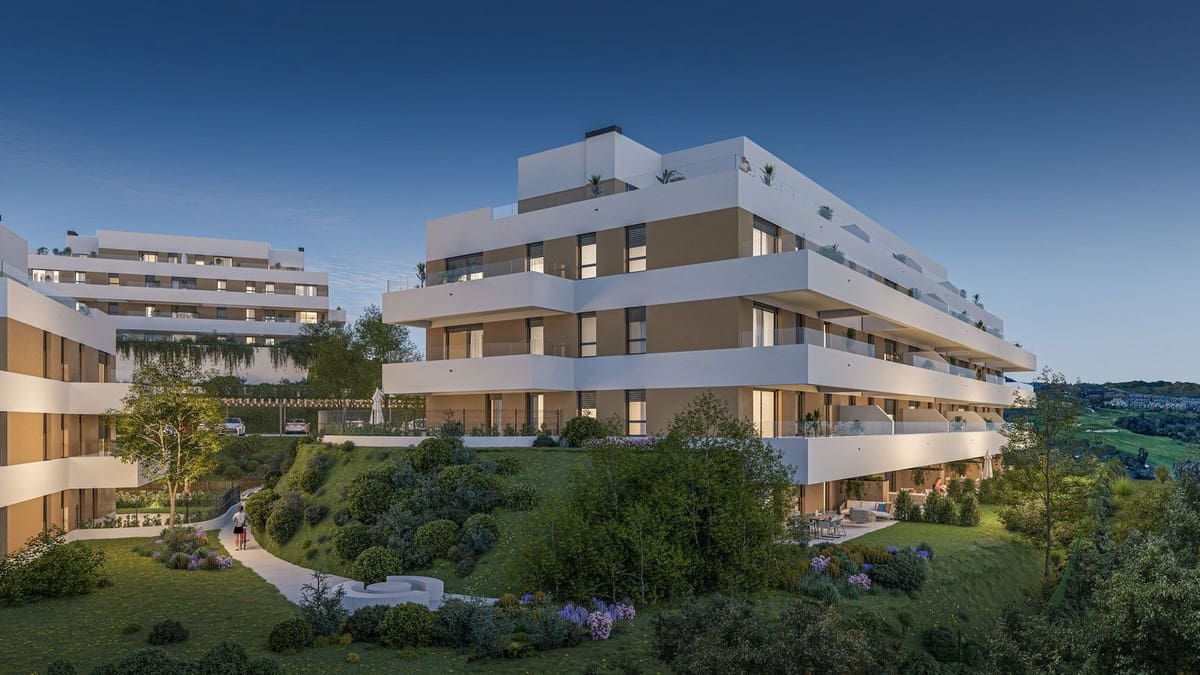 2 bedroom Apartment for sale in La Cala de Mijas with pool garage - € 347,000 (Ref: 9834295)