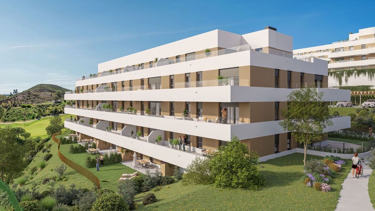 2 bedroom Apartment for sale in La Cala de Mijas with pool garage - € 347,000 (Ref: 9834295)