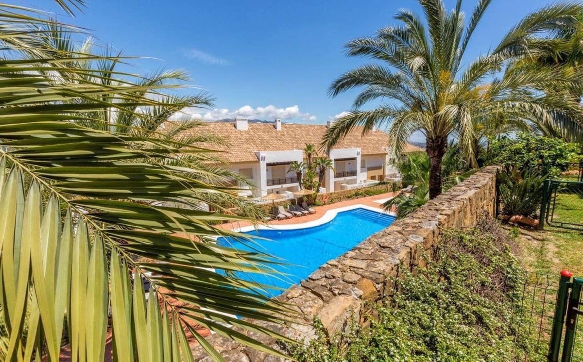 3 bedroom Townhouse for rent in La Cala Golf with pool garage - € 3,500 (Ref: 9841322)