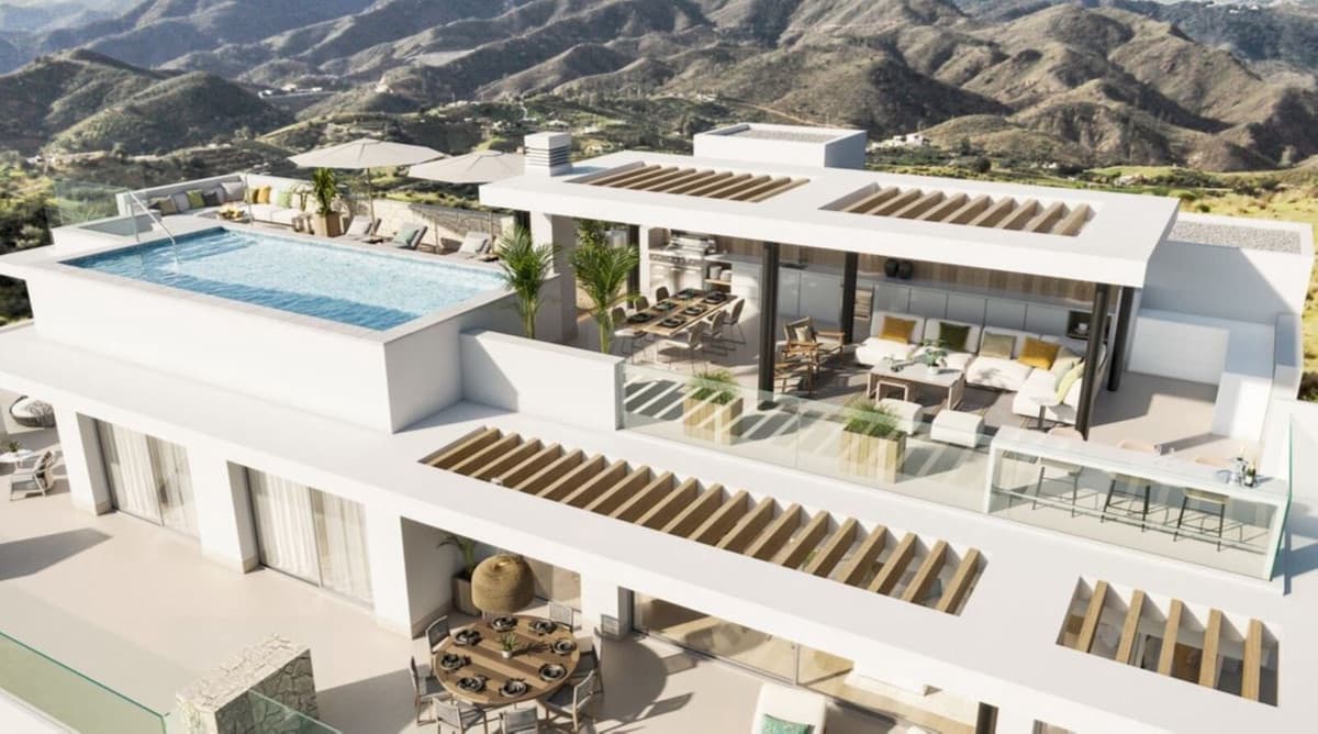 3 bedroom Apartment for sale in La Mairena with pool garage - € 1,200,000 (Ref: 9841446)