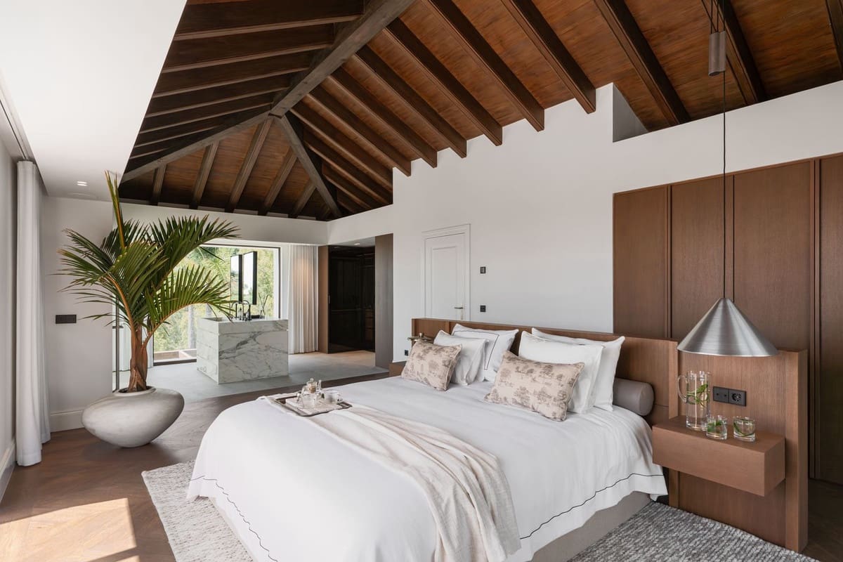 6 quarto Moradia para venda em La Quinta com piscina garagem - 8 795 000 € (Ref: 9841596)