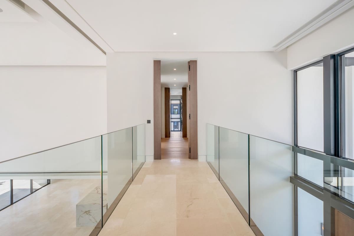 6 bedroom Villa for sale in Golden Mile with pool garage - € 9,300,000 (Ref: 9841746)