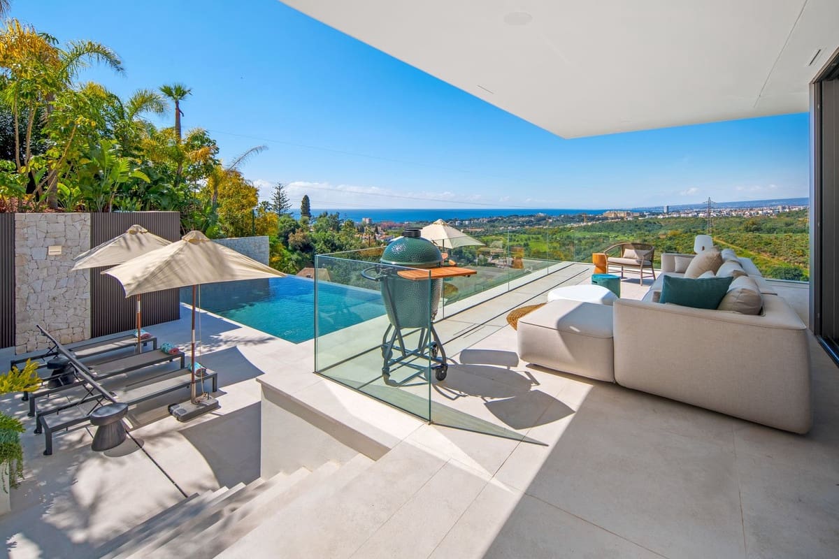 4 Zimmer Villa zu verkaufen in El Rosario mit Pool Garage - 6.500.000 € (Ref: 9848236)