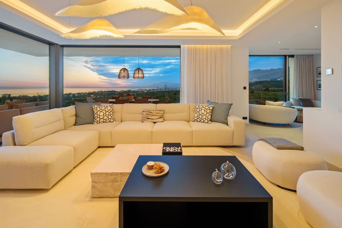 4 Zimmer Villa zu verkaufen in El Rosario mit Pool Garage - 6.500.000 € (Ref: 9848236)