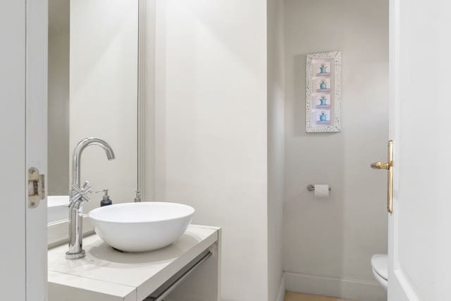 4 soverom Villa til salgs i La Duquesa / Puerto de la Duquesa, Manilva med svømmebasseng garasje - € 1 499 000 (Ref: 9872433)