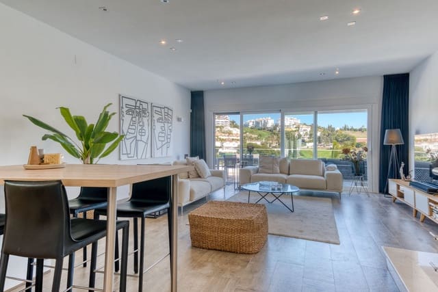 Pareado de 3 habitaciones en Riviera del Sol, Mijas en venta con piscina garaje - 1.195.000 € (Ref: 9877584)