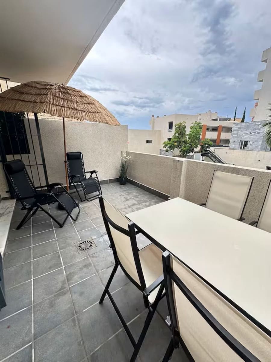 2 bedroom Apartment for holiday rental in Riviera del Sol with pool - € 140 (Ref: 9879897)