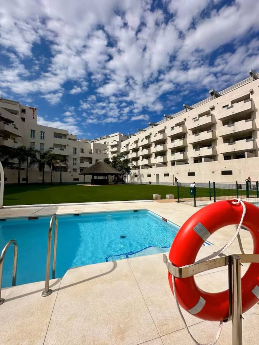 2 bedroom Apartment for holiday rental in Riviera del Sol with pool - € 140 (Ref: 9879897)
