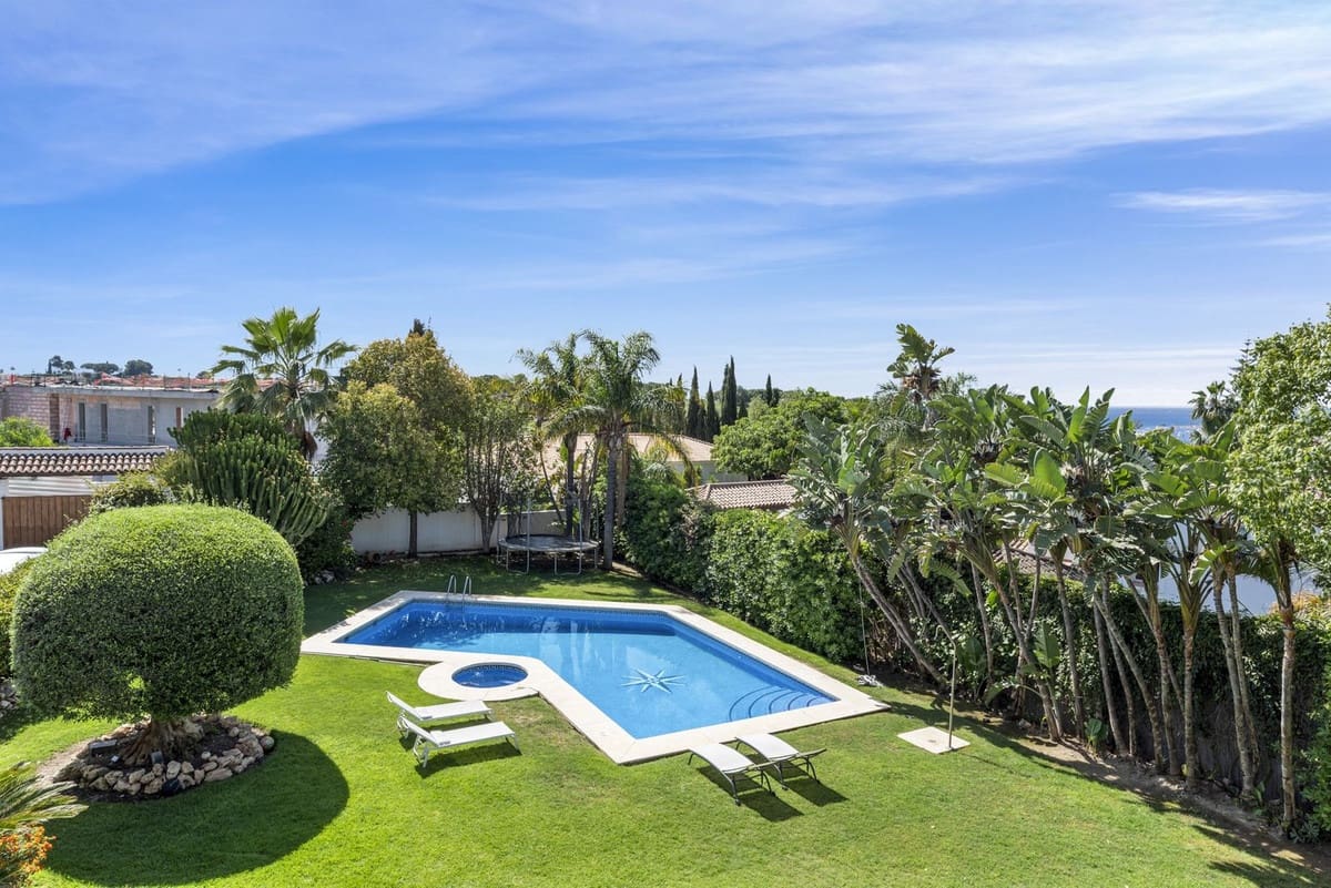 6 chambre Villa/Maison à vendre à El Paraiso avec piscine garage - 2 690 000 € (Ref: 9879899)