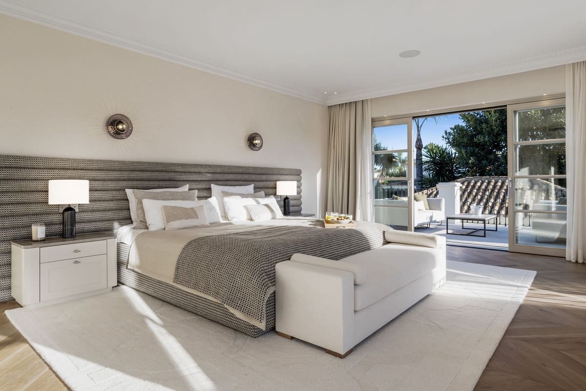 5 Zimmer Villa zu verkaufen in Marbella mit Pool Garage - 11.750.000 € (Ref: 9891500)