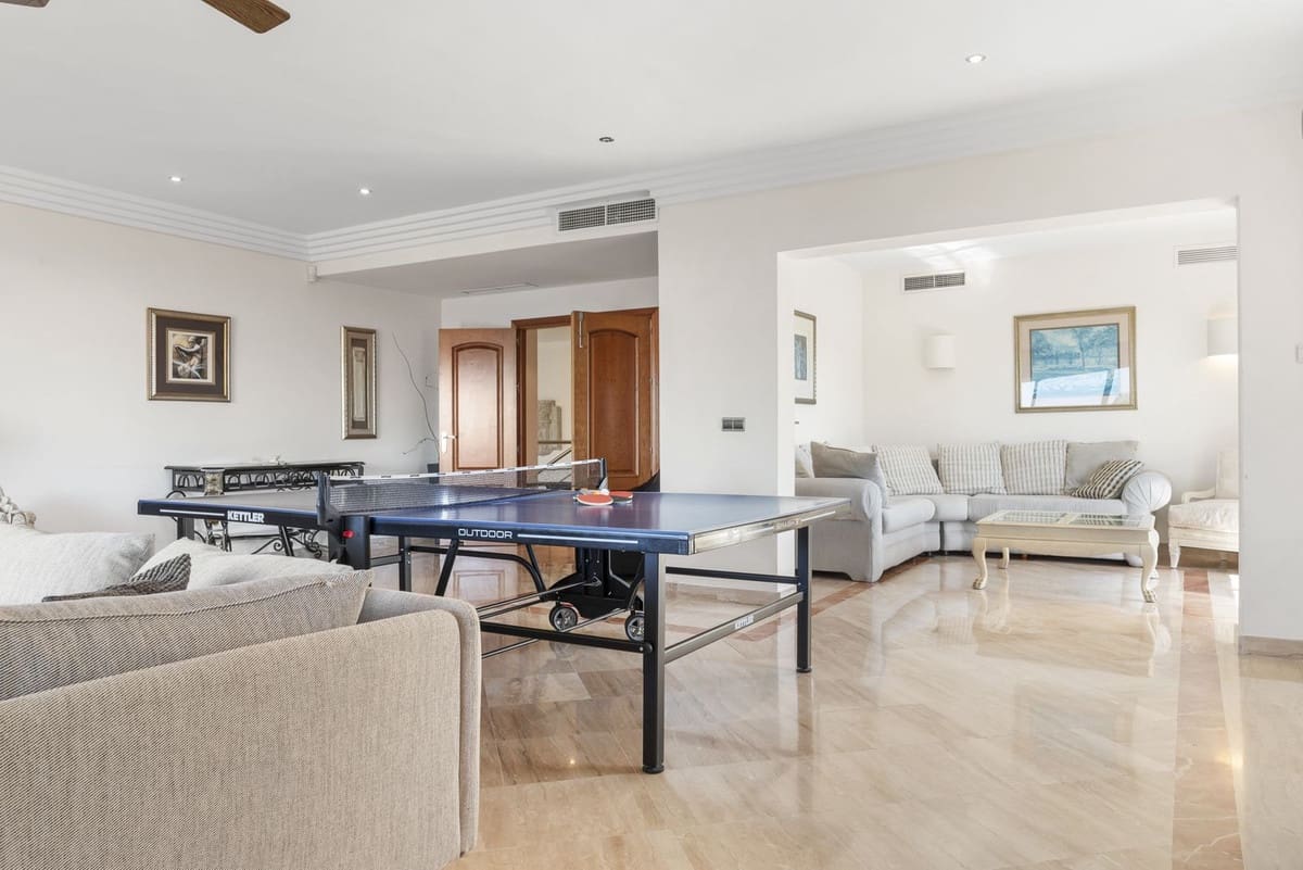 5 soverom Villa til salgs i Benahavis med svømmebasseng garasje - € 4 499 000 (Ref: 9897294)