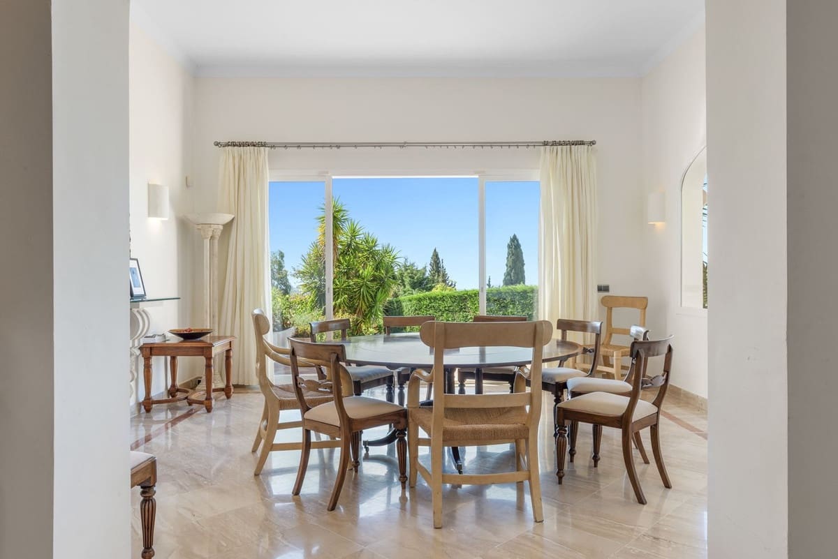 5 soverom Villa til salgs i Benahavis med svømmebasseng garasje - € 4 499 000 (Ref: 9897294)