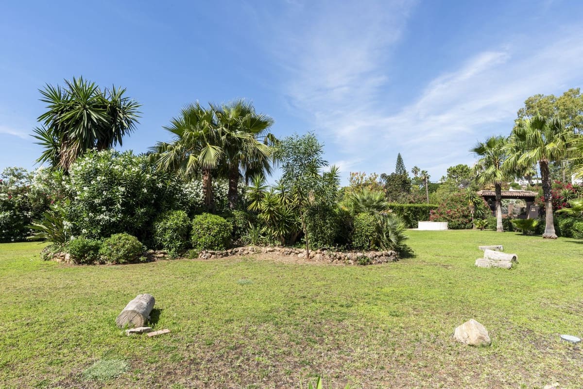5 soverom Villa til salgs i Benahavis med svømmebasseng garasje - € 4 499 000 (Ref: 9897294)