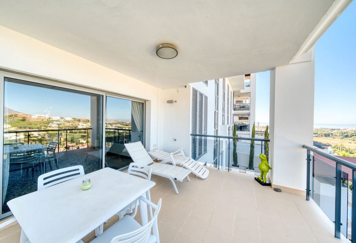 2 sovrum Lägenhet till salu i Benahavis med pool garage - 499 950 € (Ref: 9902263)