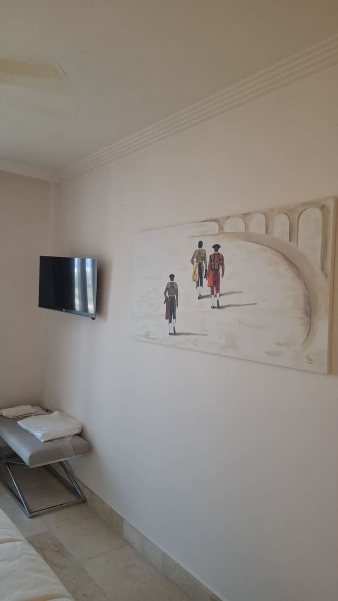 2 sovrum Lägenhet till salu i Benahavis med pool garage - 499 950 € (Ref: 9902263)