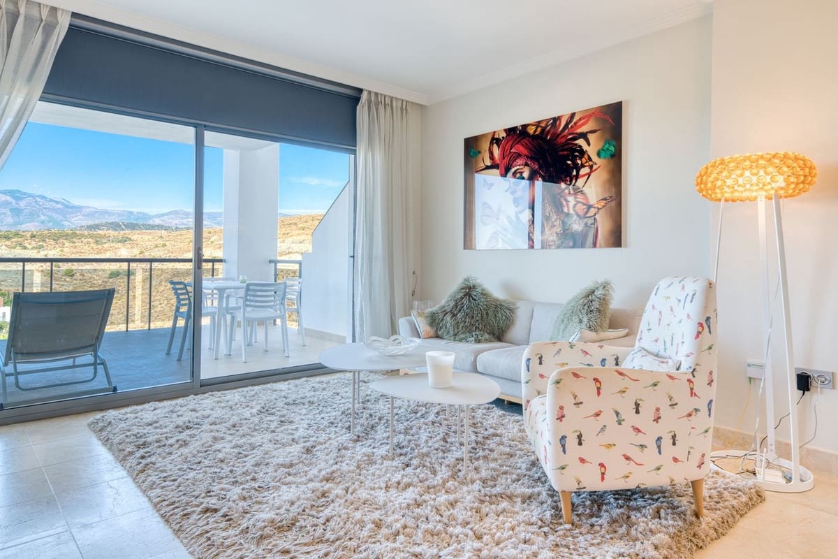 2 sovrum Lägenhet till salu i Benahavis med pool garage - 499 950 € (Ref: 9902263)