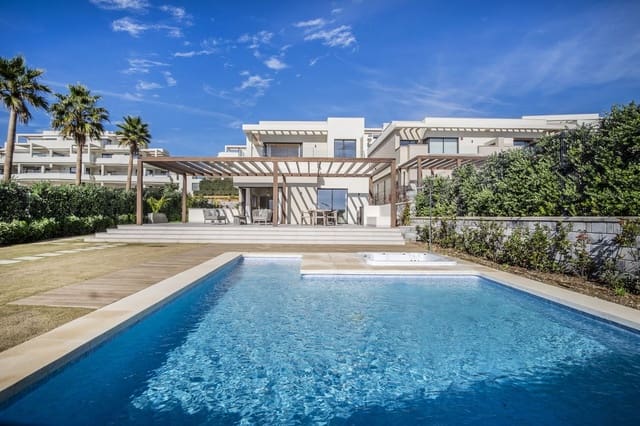 4 sypialnia Willa na sprzedaż w New Golden Mile, Estepona z basenem garażem - 4 500 000 € (Ref: 9902372)