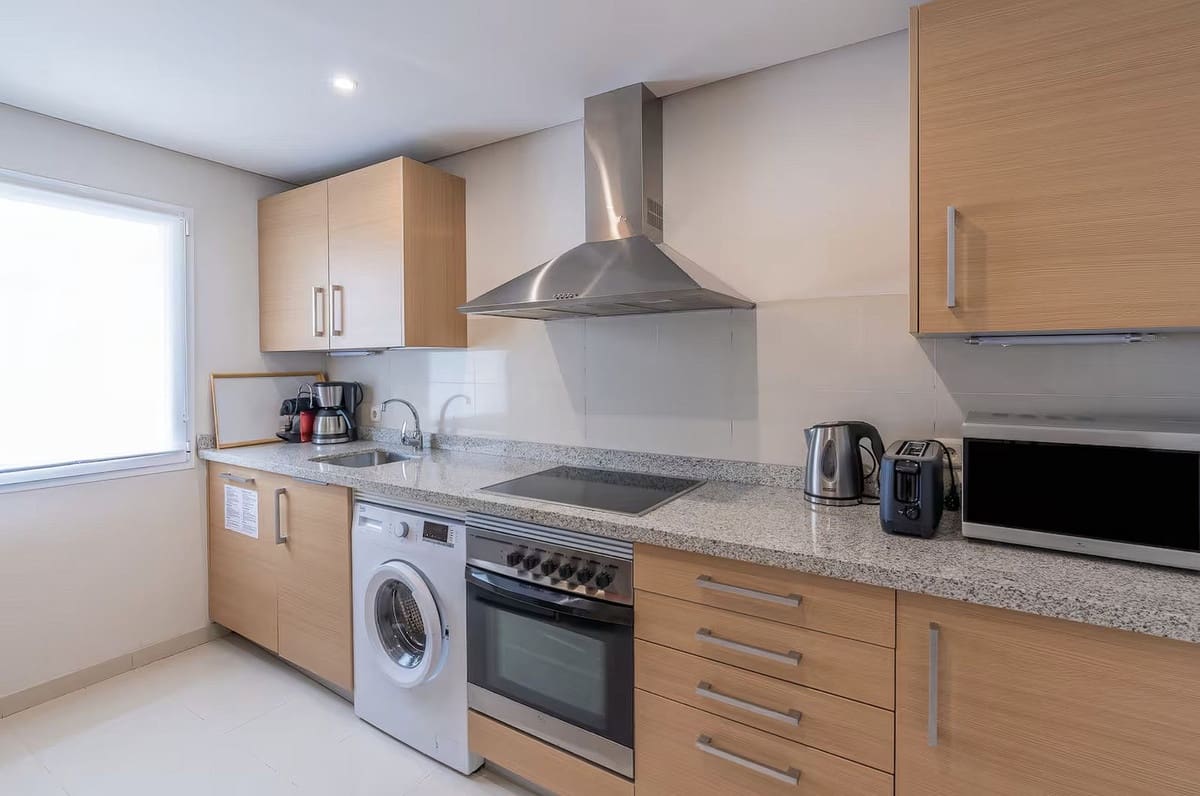 2 soverom Leilighet til salgs i Casares med svømmebasseng garasje - € 459 000 (Ref: 9904969)