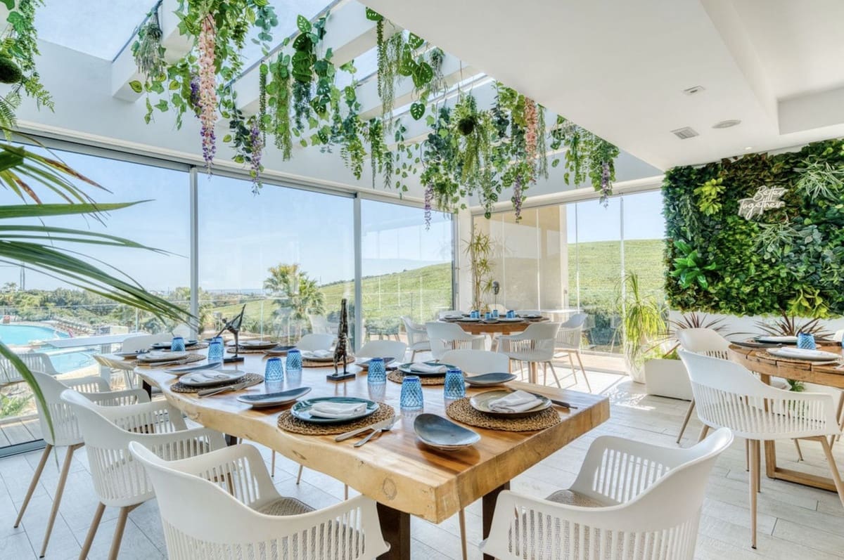 2 soverom Leilighet til salgs i Casares med svømmebasseng garasje - € 459 000 (Ref: 9904969)