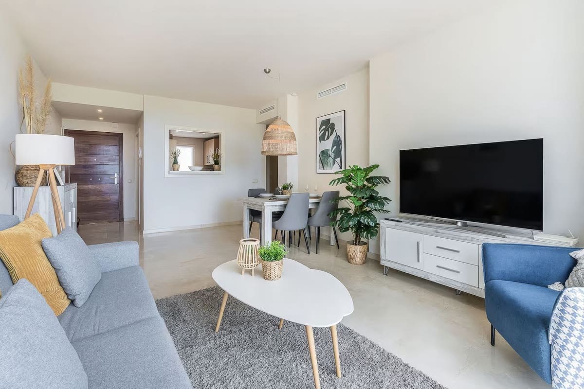 2 soverom Leilighet til salgs i Casares med svømmebasseng garasje - € 459 000 (Ref: 9904969)