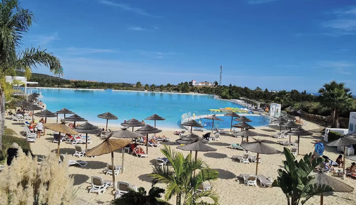 2 soverom Leilighet til salgs i Casares med svømmebasseng garasje - € 459 000 (Ref: 9904969)
