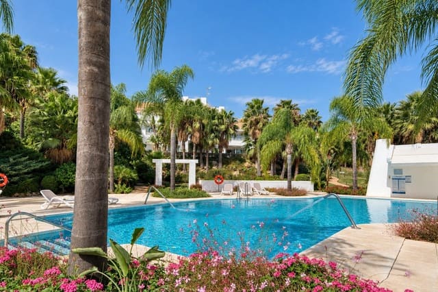 2 soverom Leilighet til salgs i Casares med svømmebasseng garasje - € 420 000 (Ref: 9904969)