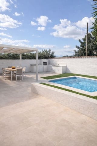 4 camera da letto Villa in vendita in Fuengirola con piscina garage - 935.000 € (Rif: 9908970)