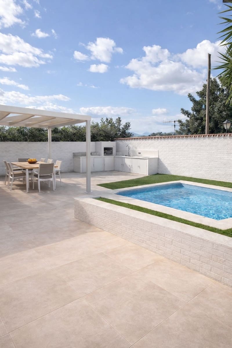 4 quarto Moradia para venda em Fuengirola com piscina garagem - 935 000 € (Ref: 9908970)