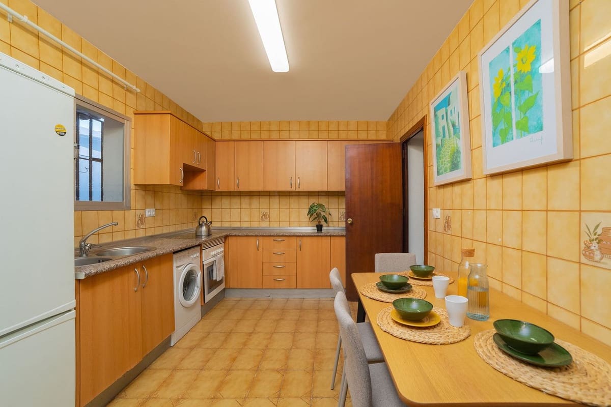 2 Zimmer Apartment zu verkaufen in Fuengirola - 289.000 € (Ref: 9908971)