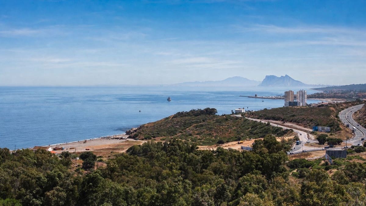 Chalet de 5 habitaciones en Manilva en venta con piscina garaje - 1.100.000 € (Ref: 9918802)