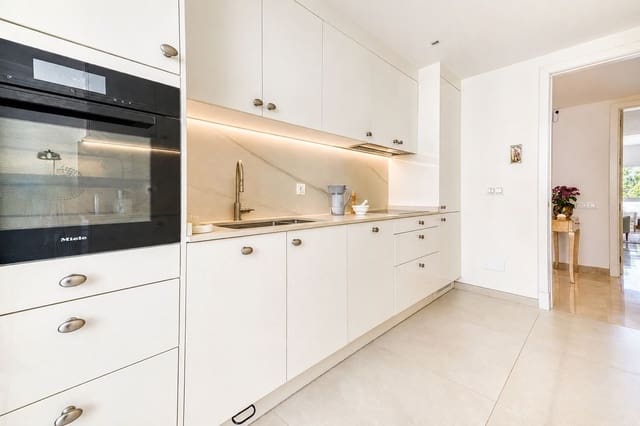 3 soverom Leilighet til salgs i La Cala Golf, Mijas med svømmebasseng garasje - € 750 000 (Ref: 9932702)