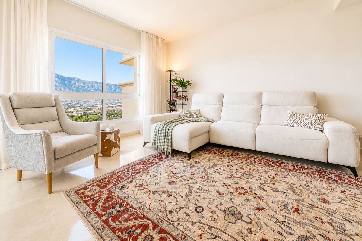 3 sypialnia Apartament na sprzedaż w La Cala Golf z basenem garażem - 750 000 € (Ref: 9932702)