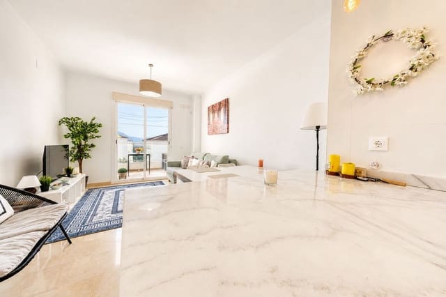 3 soverom Leilighet til salgs i La Duquesa / Puerto de la Duquesa, Manilva med svømmebasseng - € 265 000 (Ref: 9944862)