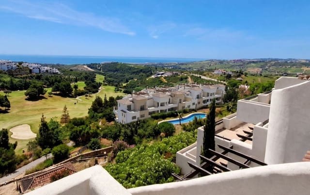 3 bedroom Penthouse for sale in Casares with pool garage - € 510,000 (Ref: 9946644)