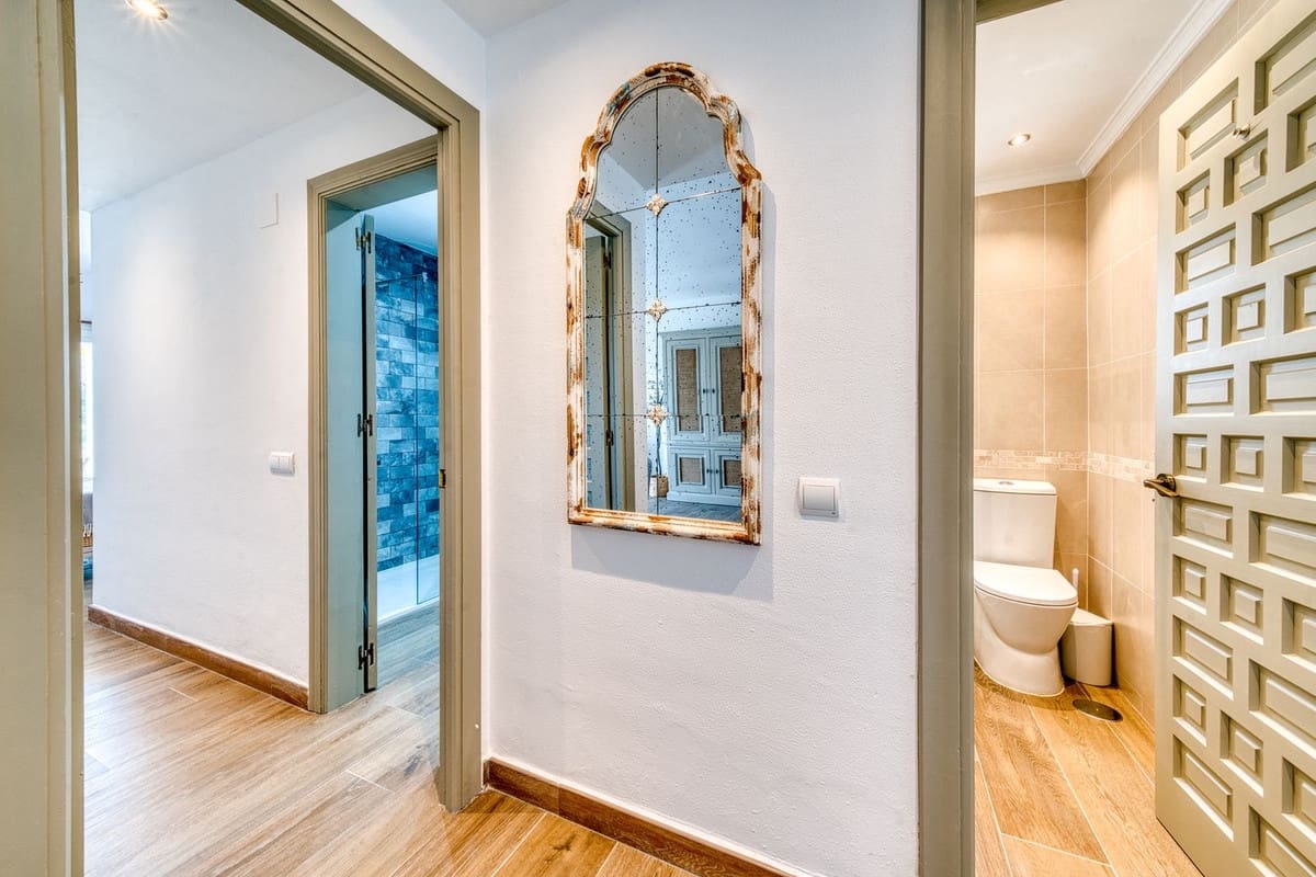 2 slaapkamer Appartement te koop in Aloha Golf met zwembad garage - € 695.000 (Ref: 9953375)