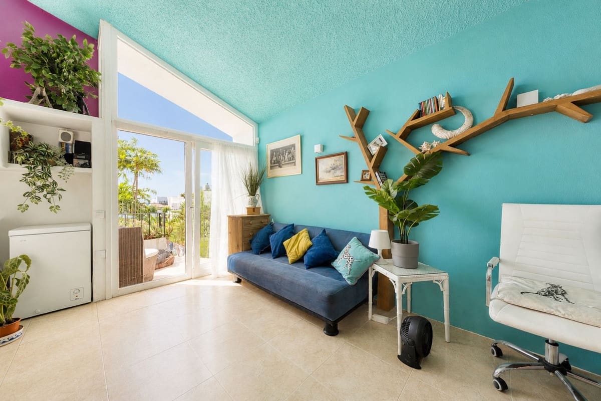 2 Zimmer Haus zu verkaufen in Estepona mit Pool Garage - 499.000 € (Ref: 9956555)
