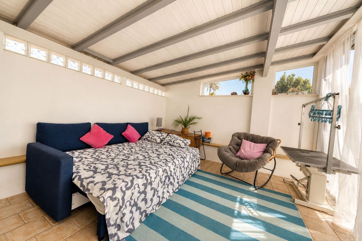 2 Zimmer Haus zu verkaufen in Estepona mit Pool Garage - 499.000 € (Ref: 9956555)