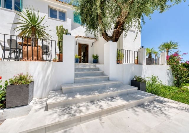 5 bedroom Villa for sale in El Madroñal, Benahavís with pool garage - € 2,995,000 (Ref: 9969084)