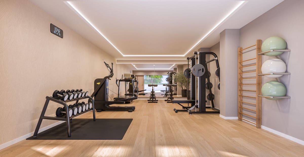 3 bedroom Apartment for sale in Estepona with pool garage - € 460,000 (Ref: 9976317)