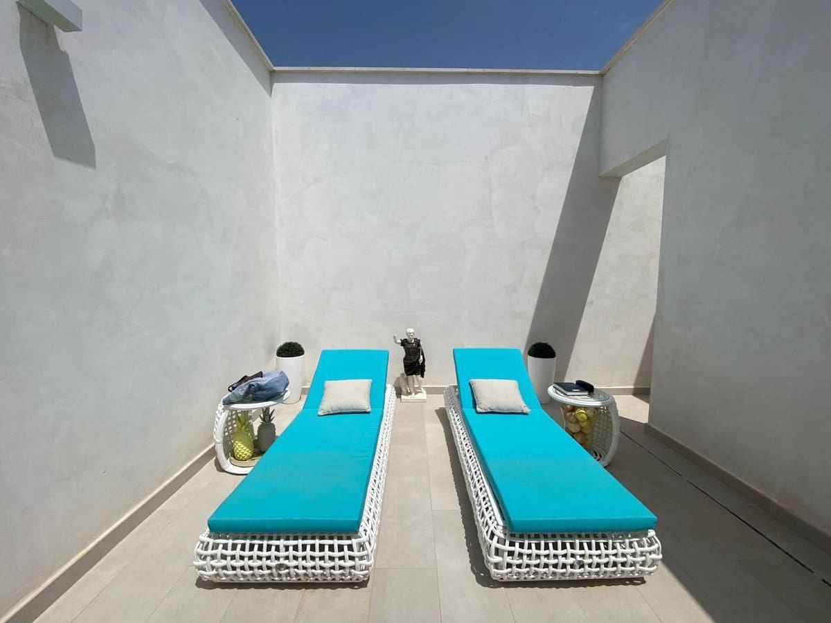 3 chambre Maison de Ville à vendre à Sotogrande avec piscine garage - 899 000 € (Ref: 9981512)
