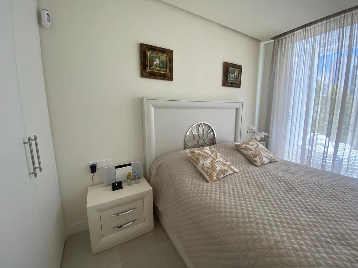 3 chambre Maison de Ville à vendre à Sotogrande avec piscine garage - 899 000 € (Ref: 9981512)