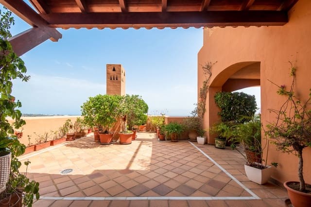 3 soveværelse Lejlighed til salg i Nueva Andalucia, Marbella med swimmingpool garage - € 1.650.000 (Ref: 9997530)