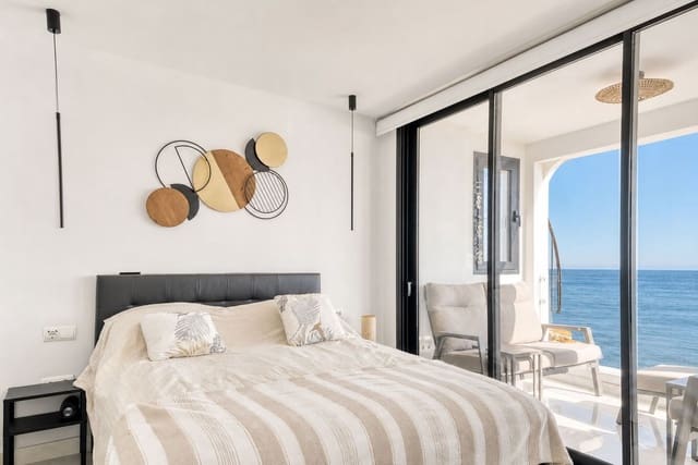 2 soverom Penthouse til salgs i Riviera del Sol, Mijas med svømmebasseng garasje - € 525 000 (Ref: 9997884)