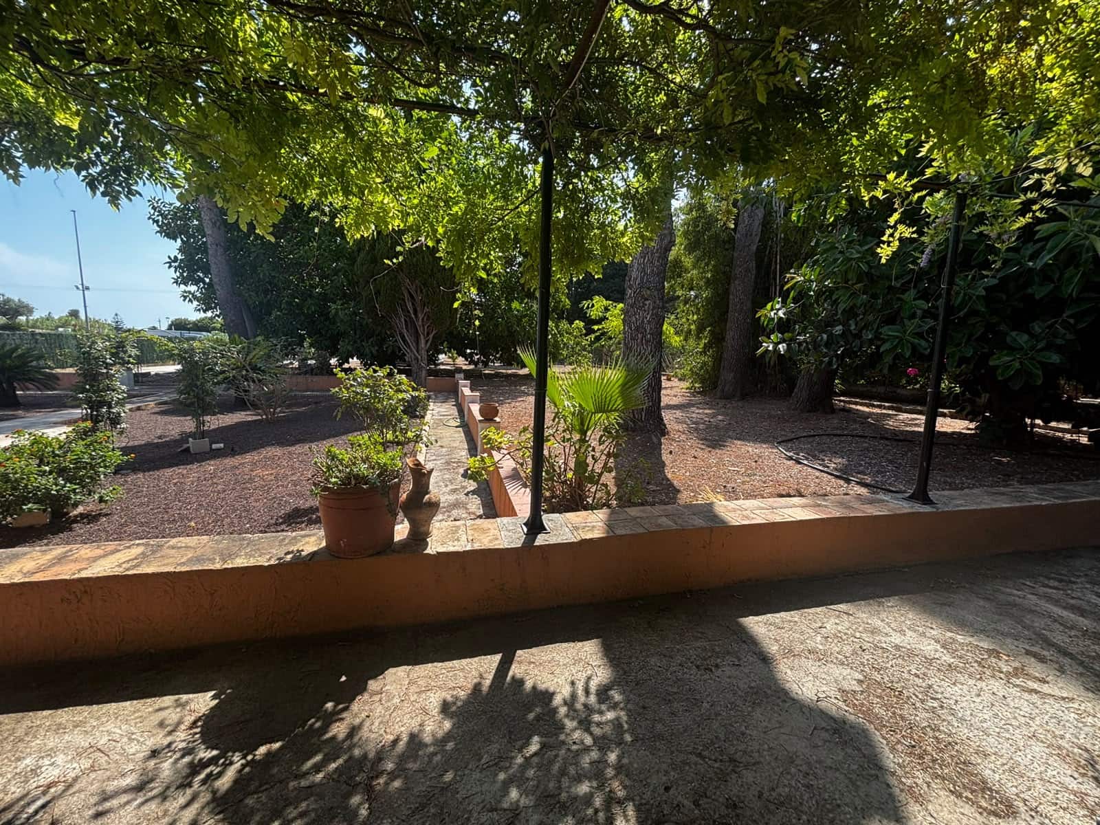 6 bedroom Villa for rent in Ondara with pool garage - € 2,500 (Ref: 10016708)
