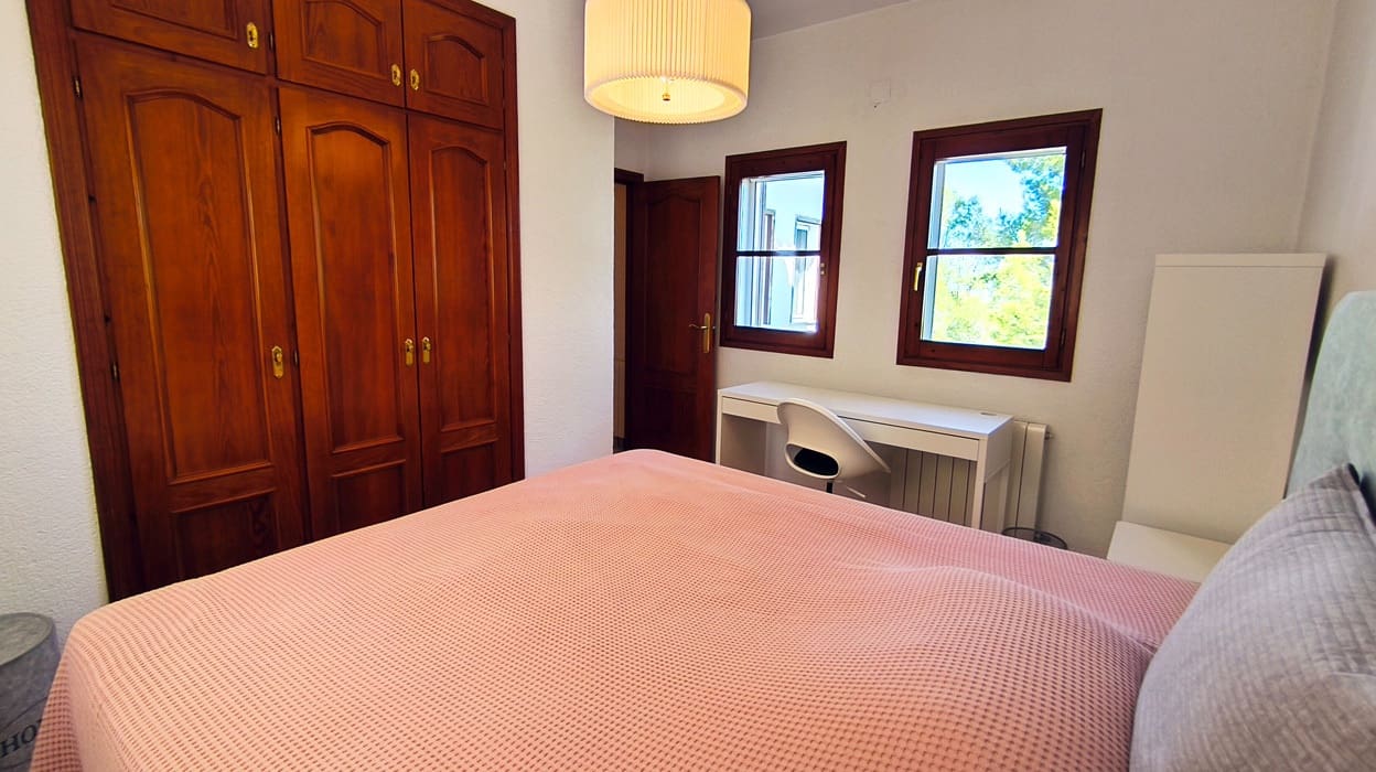5 Zimmer Villa zu verkaufen in La Sella mit Pool Garage - 785.000 € (Ref: 10039993)